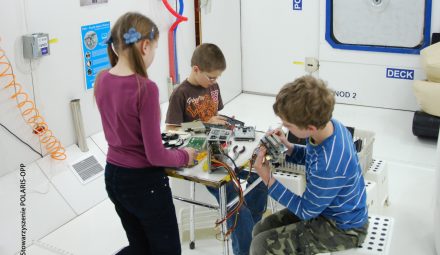 Dzieci w Ośrodku Astronautyki
